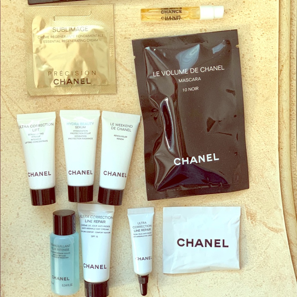 10 deluxe Chanel travel samples